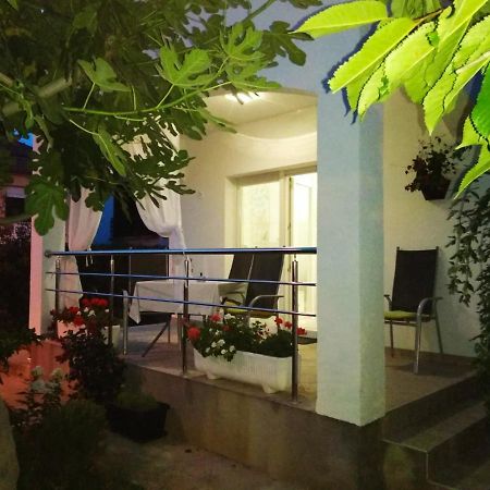 Radenka Zafron Apartment 보디체 외부 사진