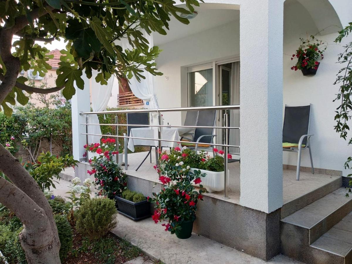 Radenka Zafron Apartment 보디체 외부 사진