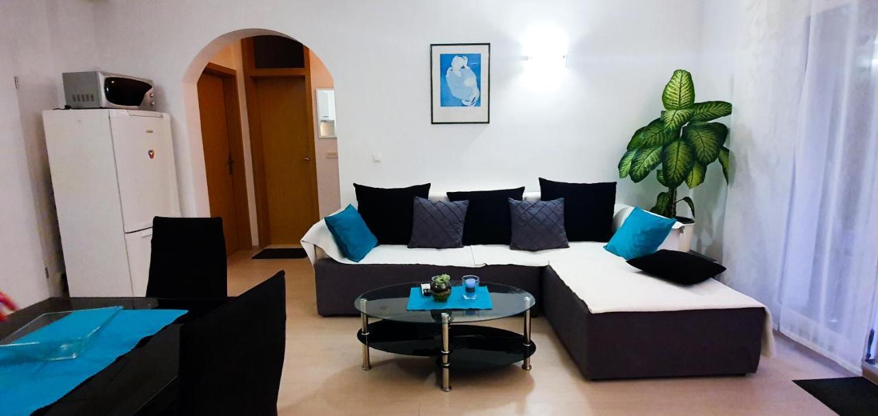 Radenka Zafron Apartment 보디체 외부 사진